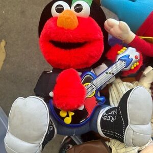 Sesame Street Red‎ Elmo Stuffed Animal with Guitar